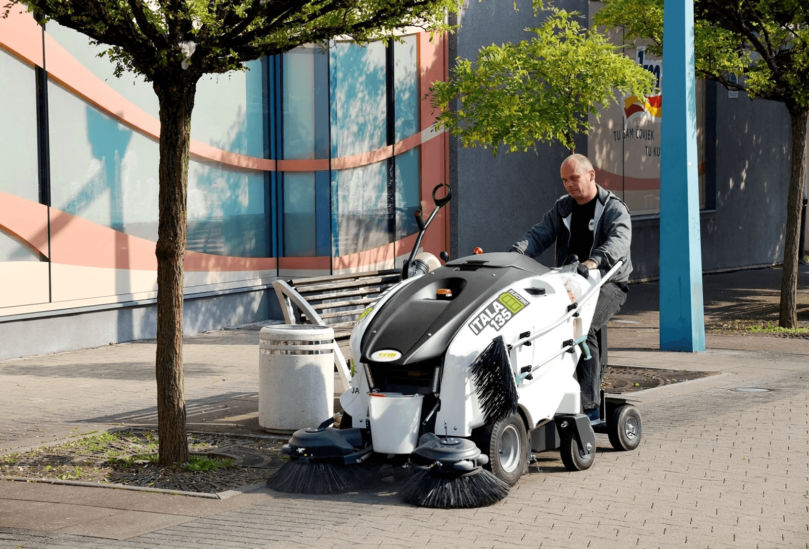 Itala 135 in actie
